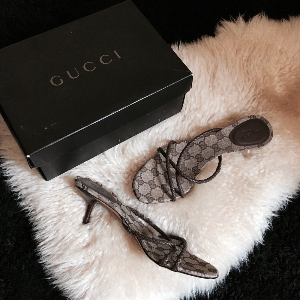 GUCCI STRAPPY BRAIDED KITTEN HEELS MONOGRAM 8.5